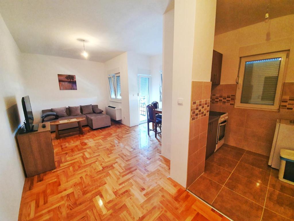 Apartman 44 - One-Bedroom Apartment