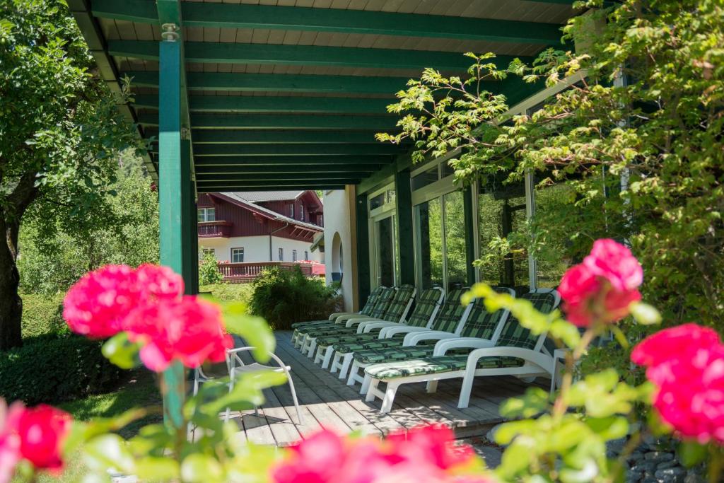 Vonkajšia záhrada v ubytovaní Hotel Flattacher Hof