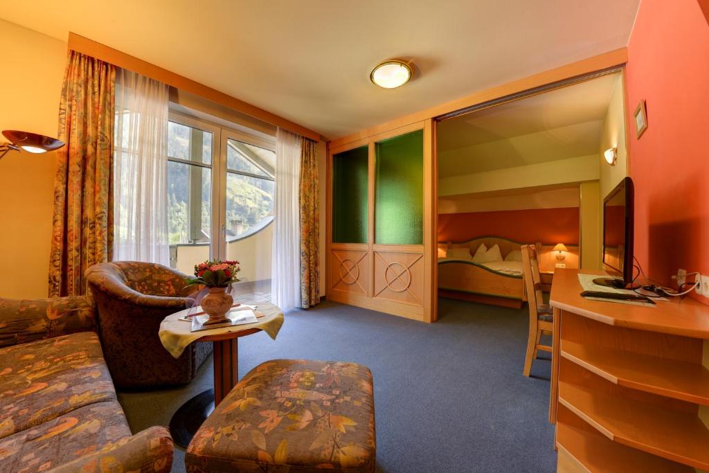 Posedenie v ubytovaní Hotel Flattacher Hof