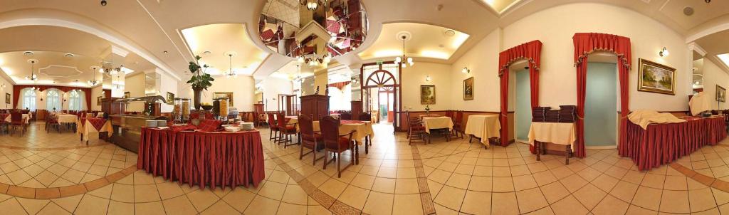 Restaurace v ubytování Geréby Kúria Hotel és Lovasudvar