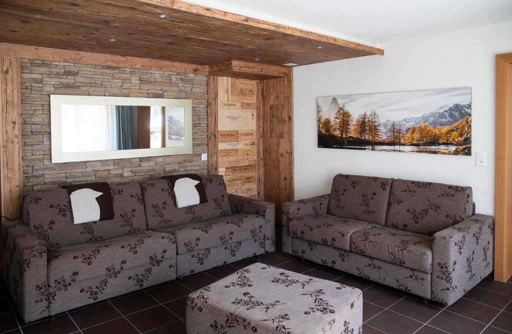 Posezení v ubytování Hotel Hemizeus & Iremia Spa
