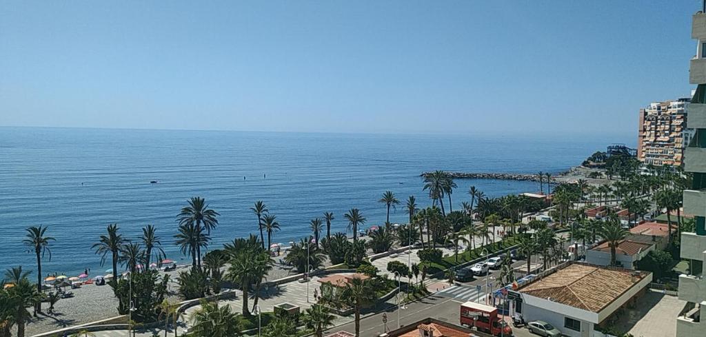 Apartamento reformado en primera linea de playa, Almuñécar ...