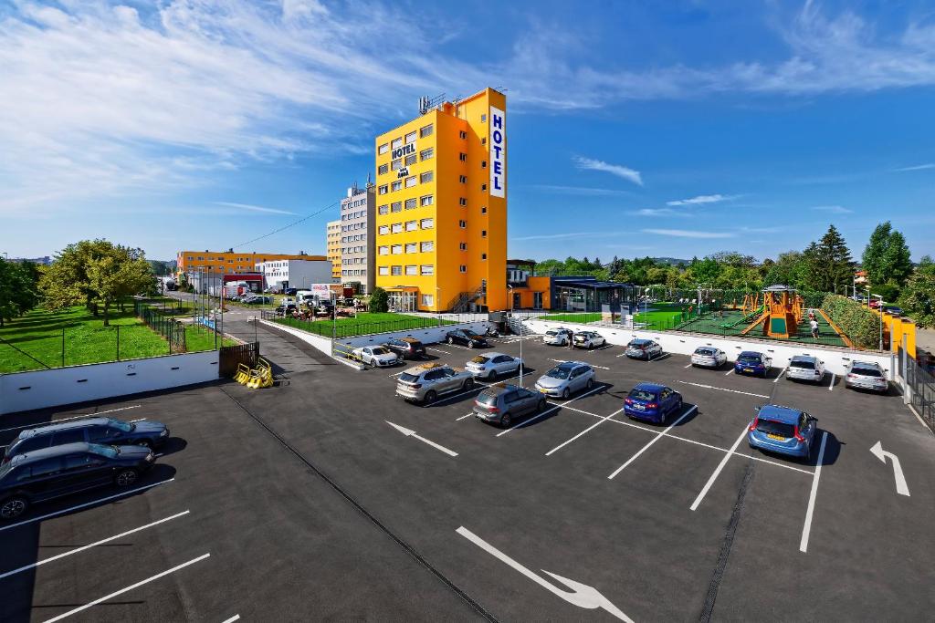 Budova, kde se hotel nachází