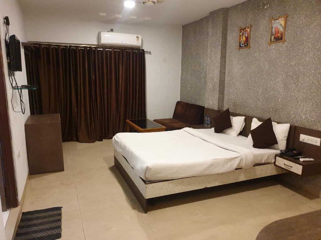 Gallery image of Hotel Mittal Avenue & Paradise in Ujjain