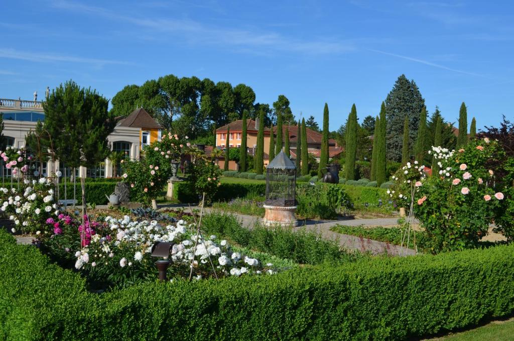 Zahrada ubytování Georges Blanc Parc & Spa