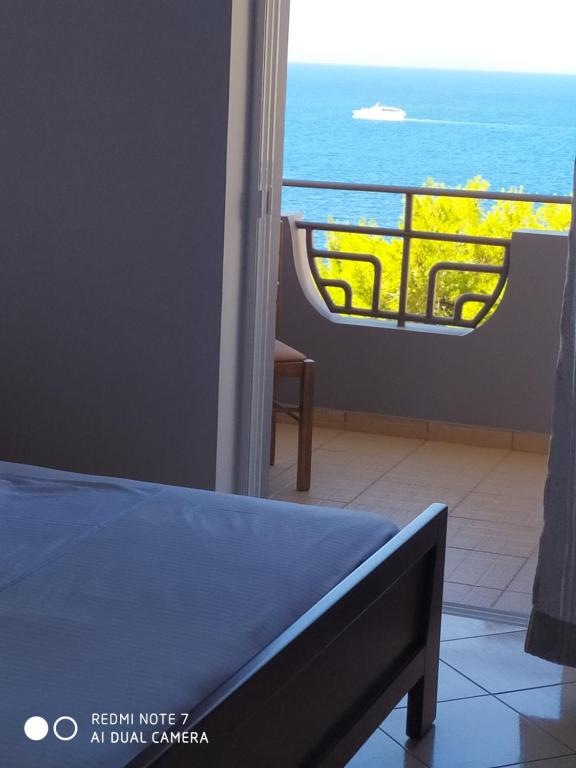 Nespecifikovaný výhled na moře nebo výhled na moře při pohledu z hotelu