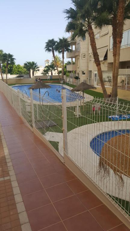 A 1 minuto de la playa. Aguadulce (Almería), Aguadulce ...