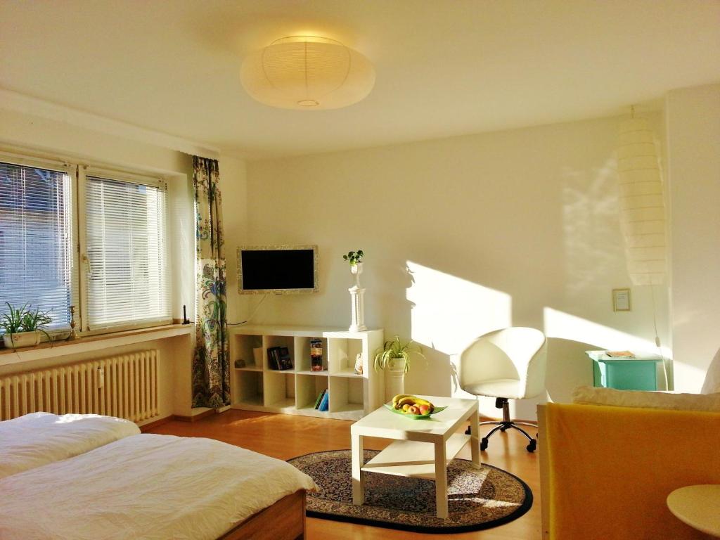 TV a/nebo společenská místnost v ubytování Altstadt-Süd - CGN Apartments