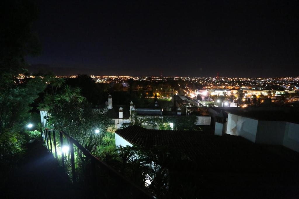 Nespecifikovaný výhled na destinaci Morelia nebo výhled na město při pohledu z hotelu