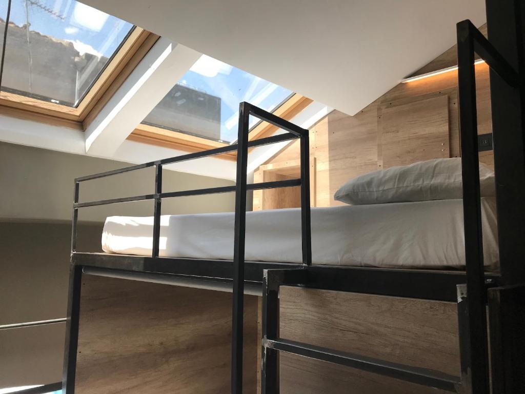 Eco Hostel - Single Bed In Mixed Dormitory Room