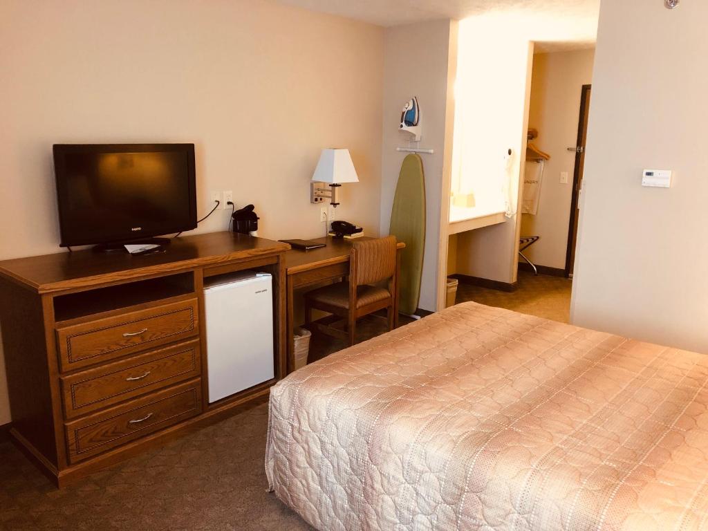 Shenandoah Inn & Suites - Queen Room - Acceso A La Discapacidad