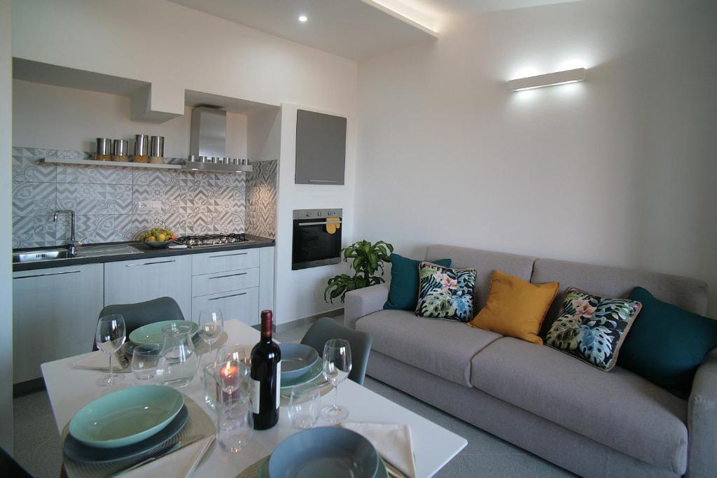 Oliver's House Sardinia - One-Bedroom Apartment With Terrace