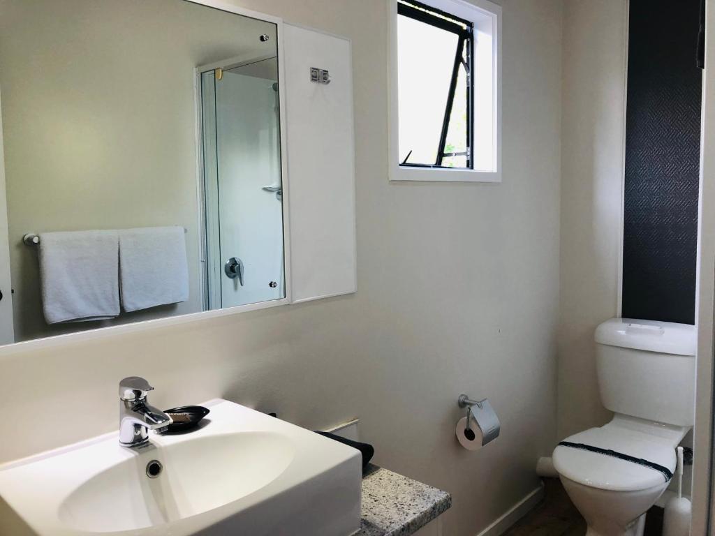 Tudor Court Motor Lodge - Resim 44