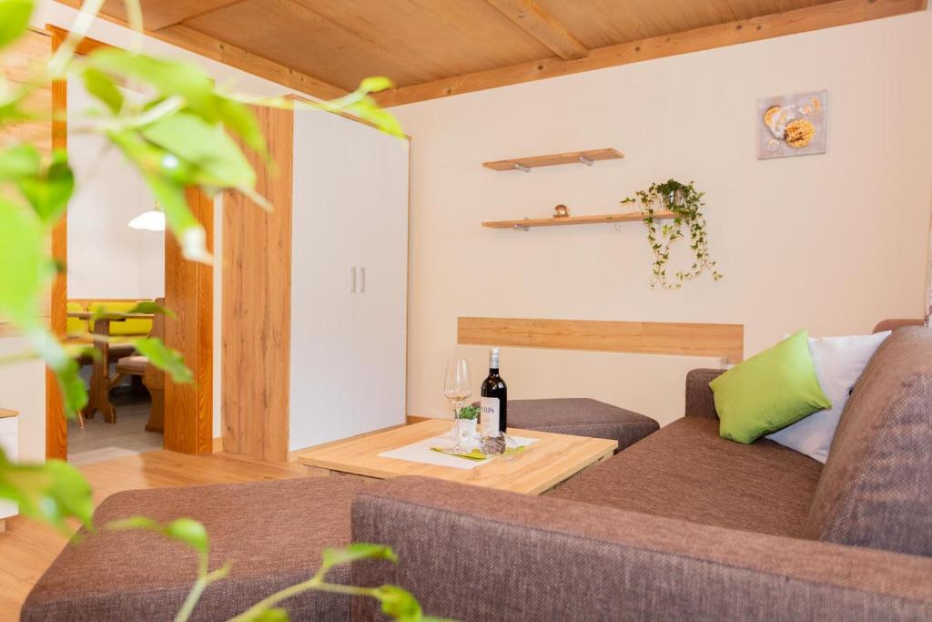 Posedenie v ubytovaní Rainberghof