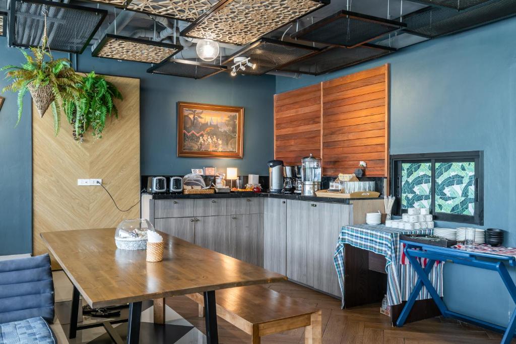 W Station - Resim 31