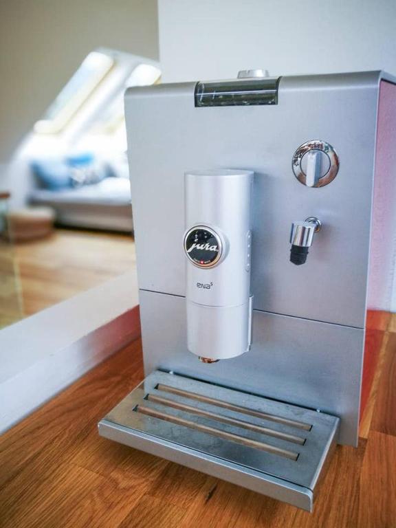 Příslušenství pro přípravu čaje a kávy v ubytování Ferienwohnung