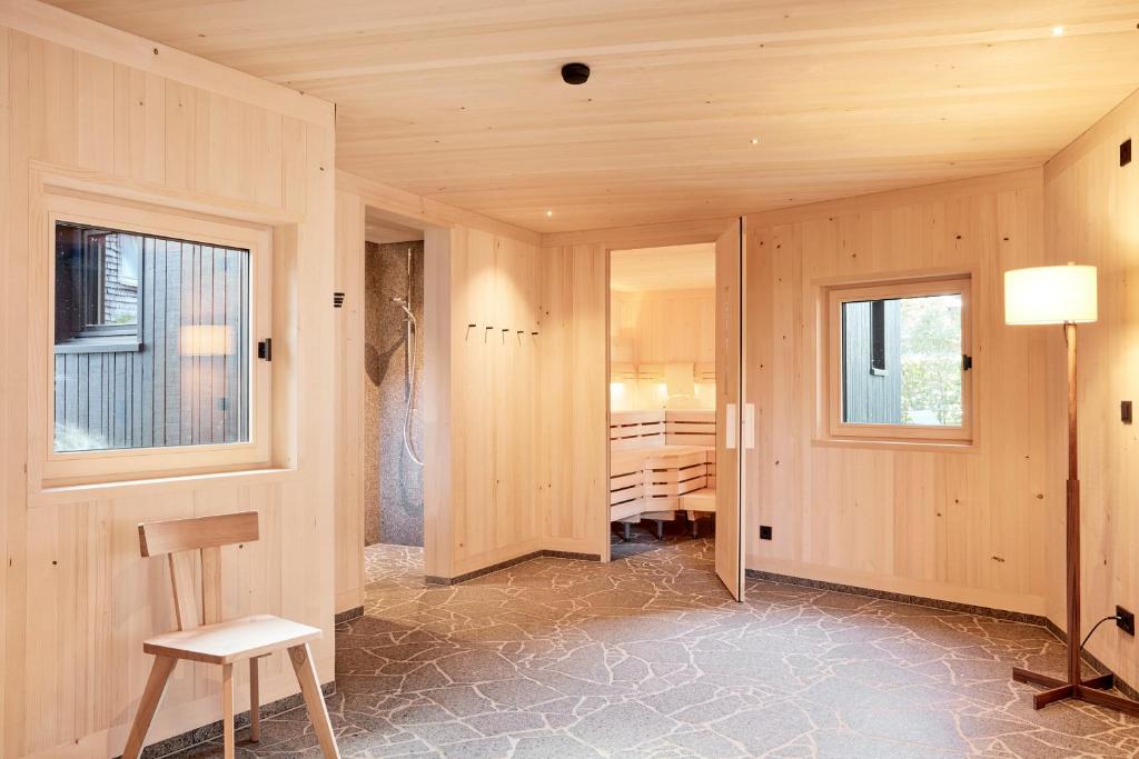 Krevet ili kreveti u jedinici u okviru objekta Krone Hittisau - Hotel & Restaurant im Bregenzerwald
