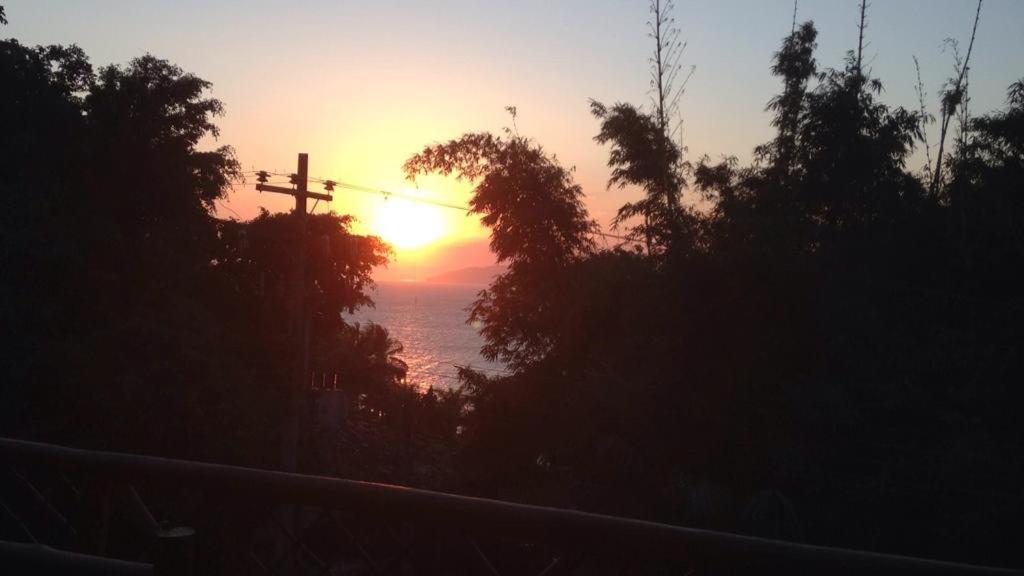  Good Vibes