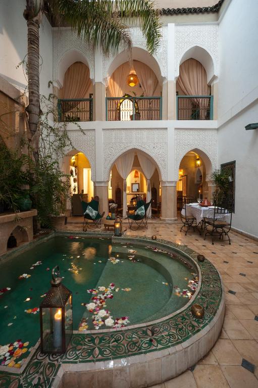 Bazén v ubytování Riad la Cle de la Medina, location en exclusivite nebo v jeho okolí