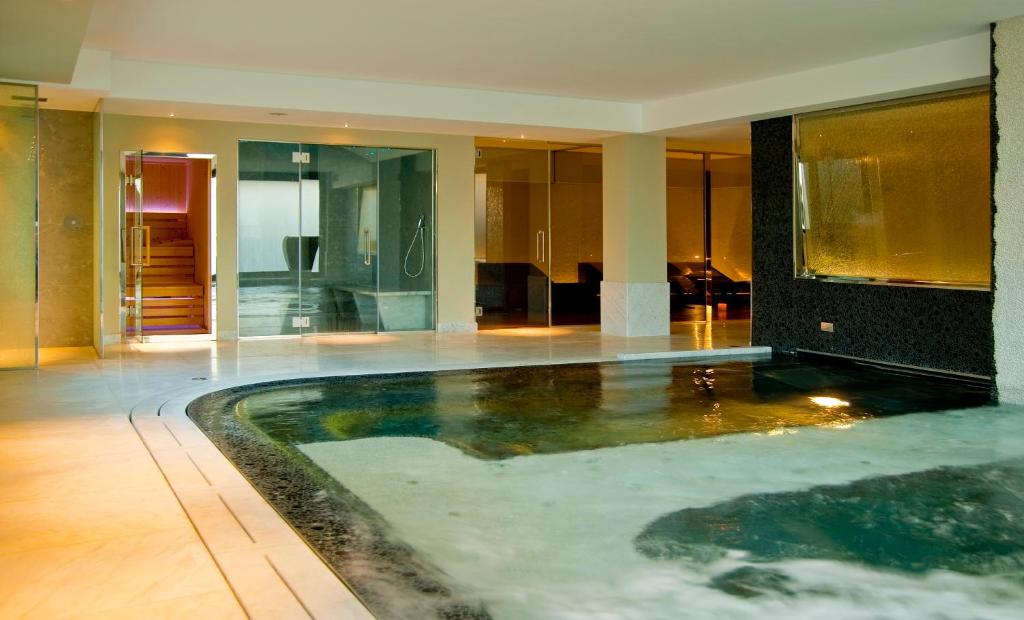Bazén v ubytování Best Western Hotel Globus City nebo v jeho okolí