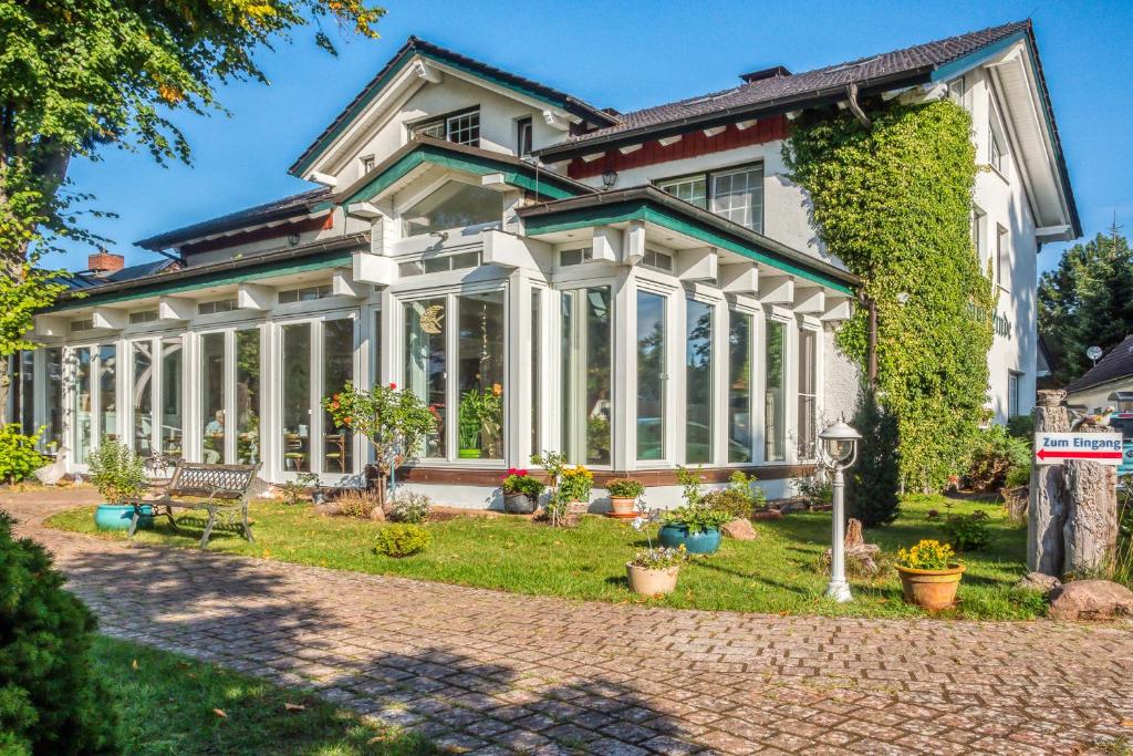 Zahrada ubytování Pension Linde Prerow