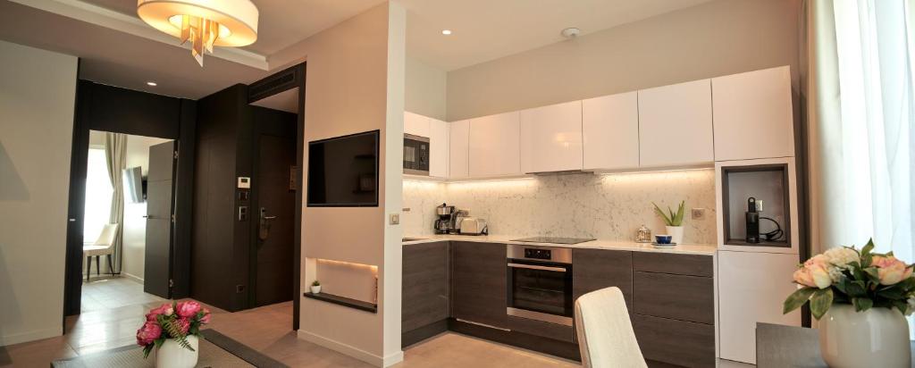 Hôtel Roi de Sicile - Rivoli - 4