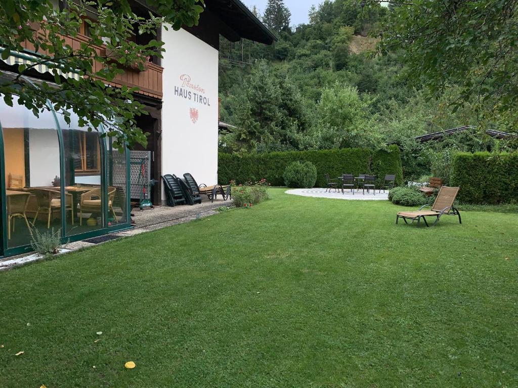 Zahrada ubytování Haus Tirol