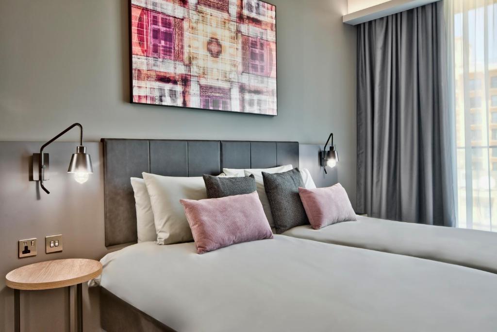 Number 11 St Julian's Malta - Handwritten Collection - 7