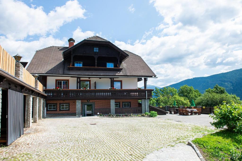 Nespecifikovaný výhled na hory nebo výhled na hory při pohledu z apartmánu
