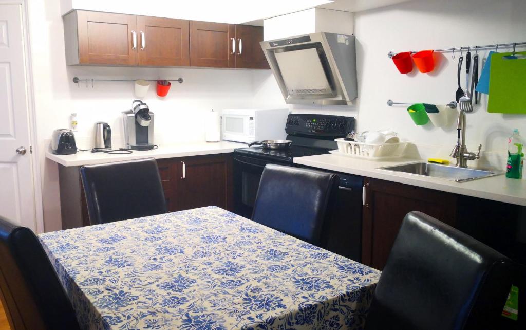 A kitchen or kitchenette at GA STAY