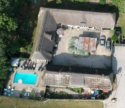 Bazén v ubytování Farm61 badehotellet i det midtjydske - alder +18 år nebo v jeho okolí