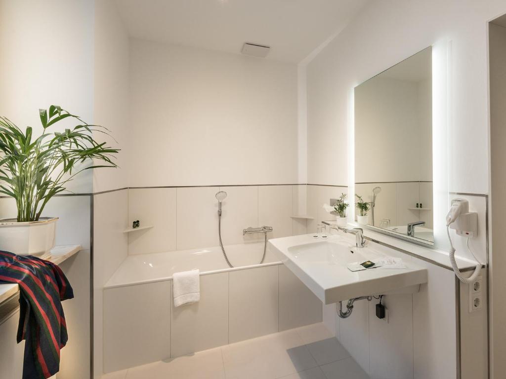 Hotel Palmenhof - Resim 27