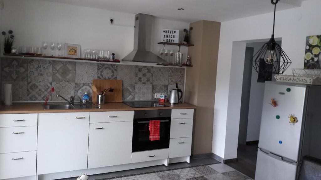 Kuchyň nebo kuchyňský kout v ubytování Haus Steffi