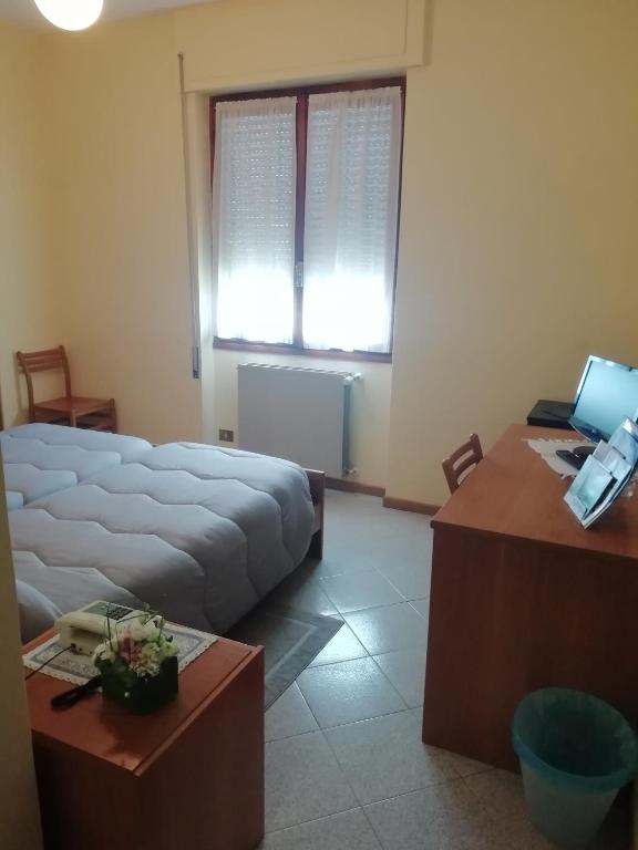 Hotel Rezia Valtellina - Budget Double Or Twin Room