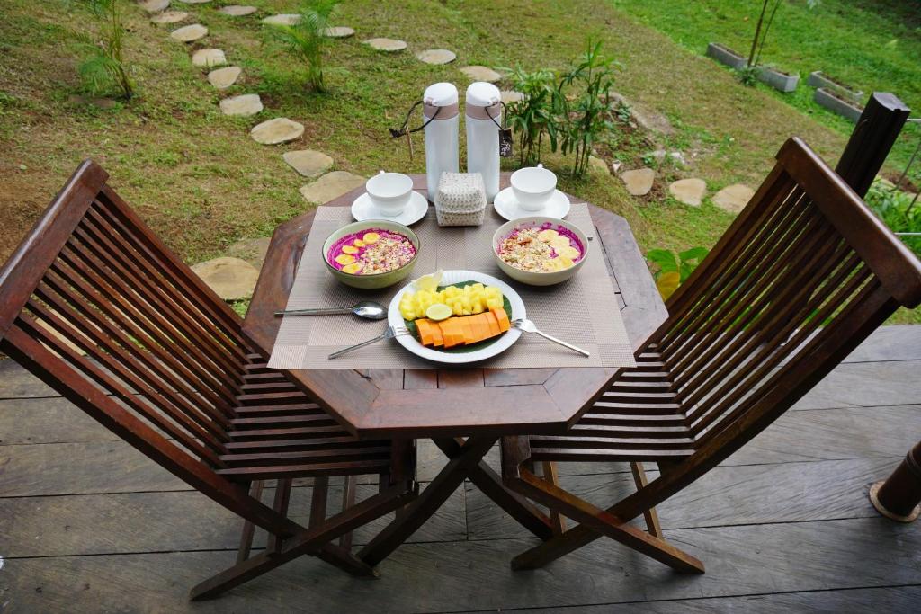 Jídlo v luxury tent nebo okolí
