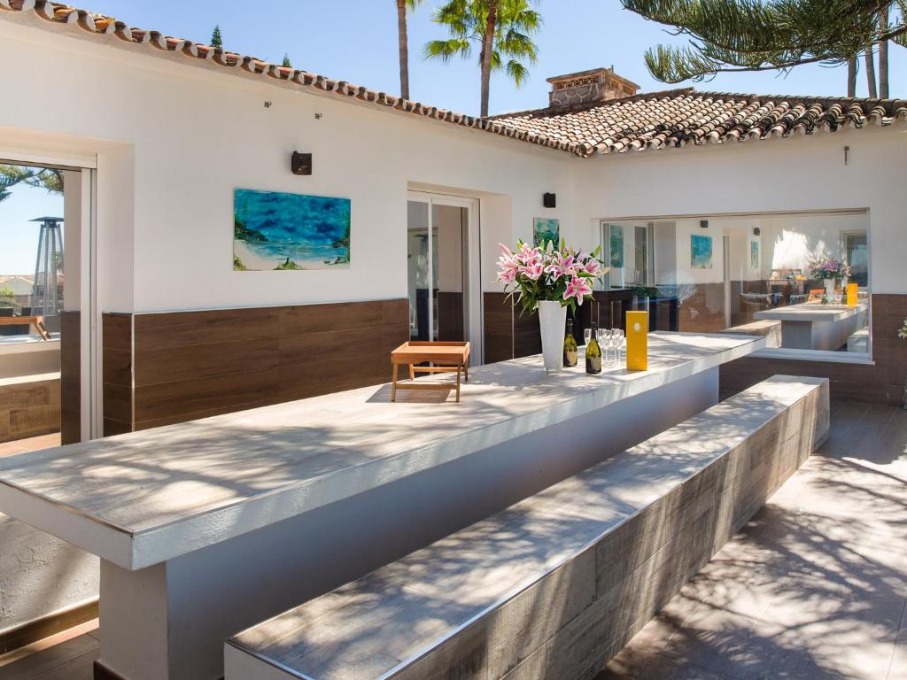 Restauracja lub miejsce do jedzenia w obiekcie Villa Issabella
