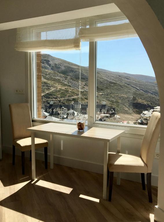 Nespecifikovaný výhled na hory nebo výhled na hory při pohledu z apartmánu
