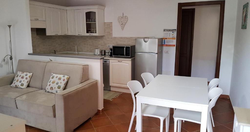 Porto Pino a Sant'anna Arresi - Appartamento con patio
