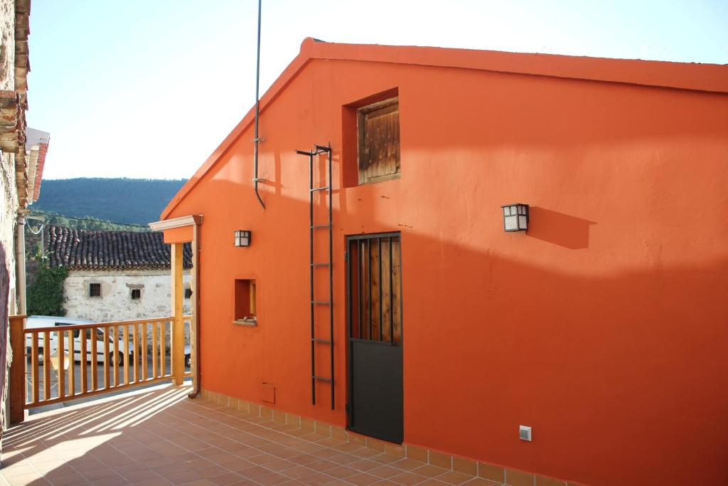 The building in which the holiday home is located