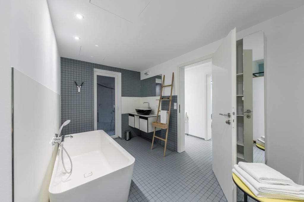 Hotel Schöne Aussicht - Resim 3