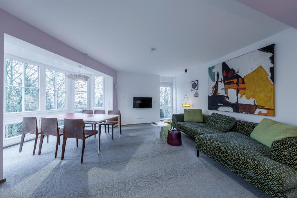 Hotel Schöne Aussicht - Resim 5