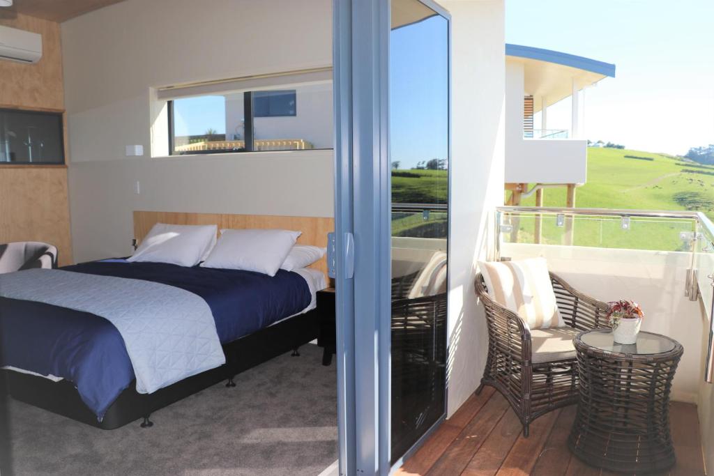 Postel nebo postele na pokoji v ubytování Chalets at Okurukuru