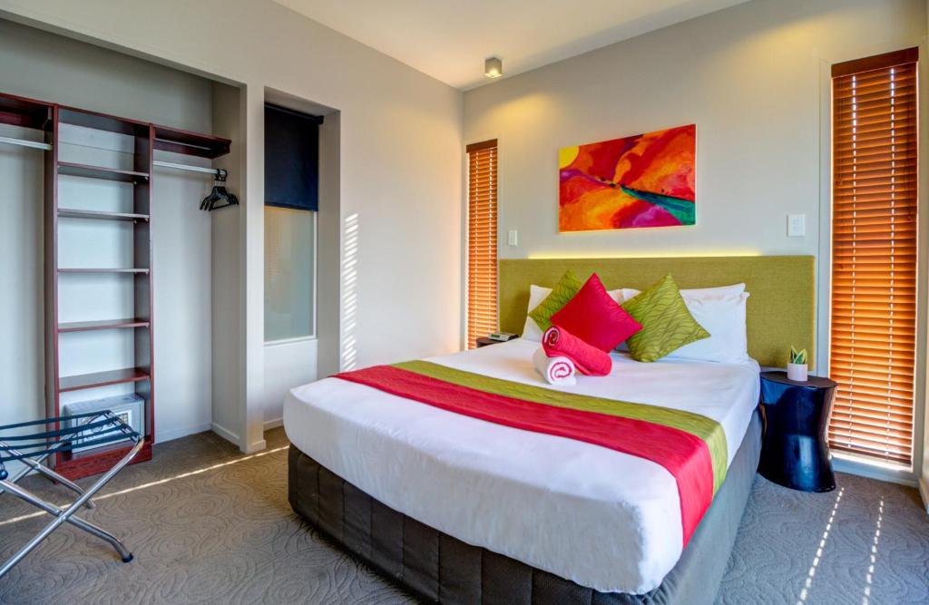 
Executive One-Bedroom Apartment
