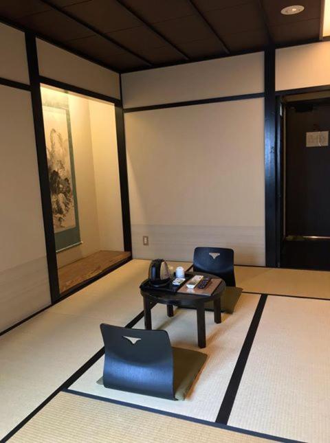 Istumisnurk majutusasutuses The Edo Sakura