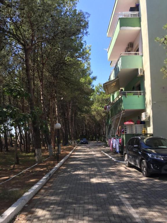 Meri's Apartment, Golem, Albania - Booking.com