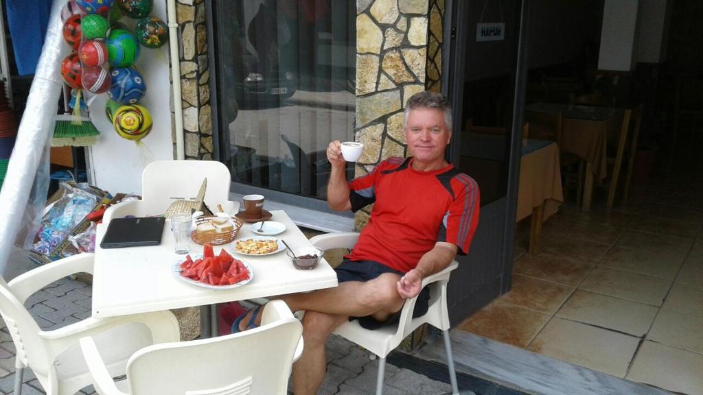 Nako Guest House bar&restaurants - Image 8