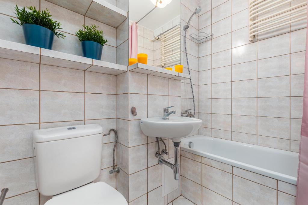 Kúpeľňa v ubytovaní Apartaments Solec 79 by Noclegi Renters