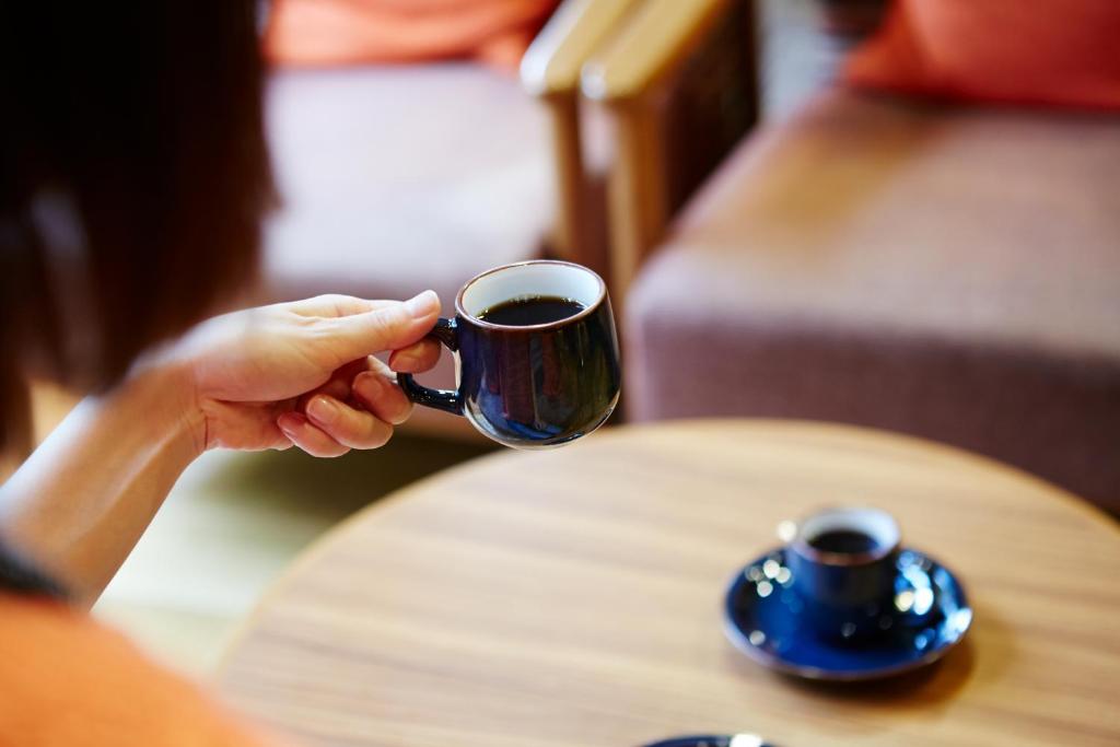 Příslušenství pro přípravu čaje a kávy v ubytování Kinugawa Onsen Hotel