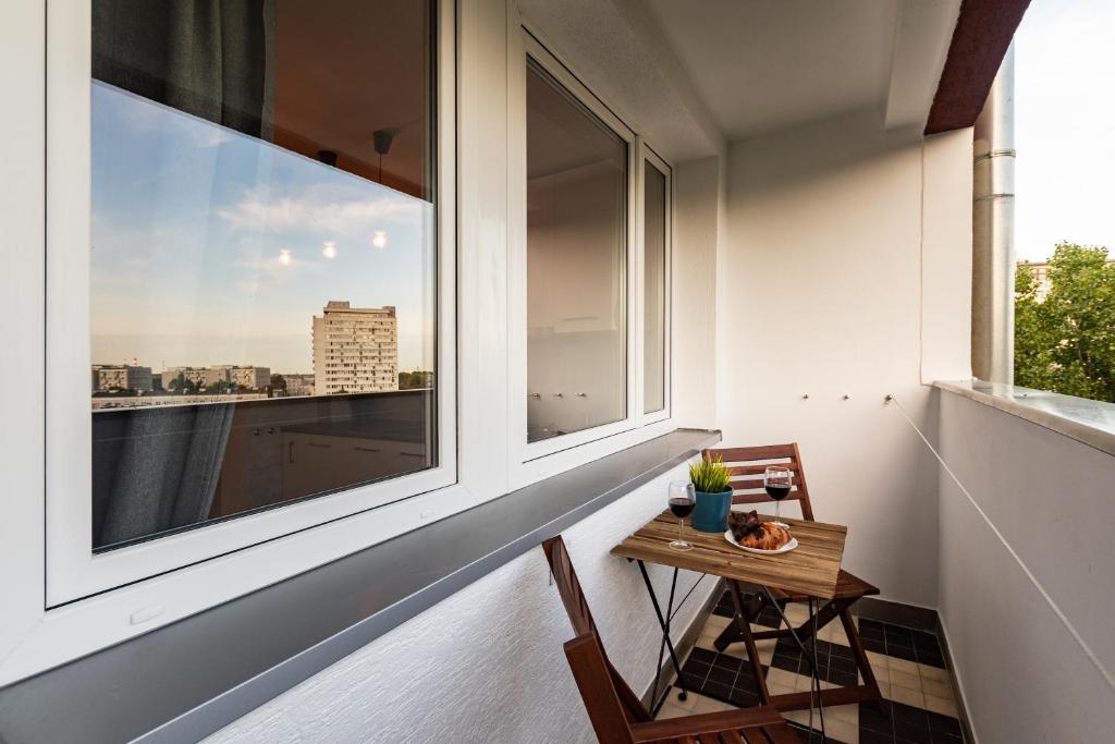 Balkón alebo terasa v ubytovaní Apartaments Solec 79 by Noclegi Renters