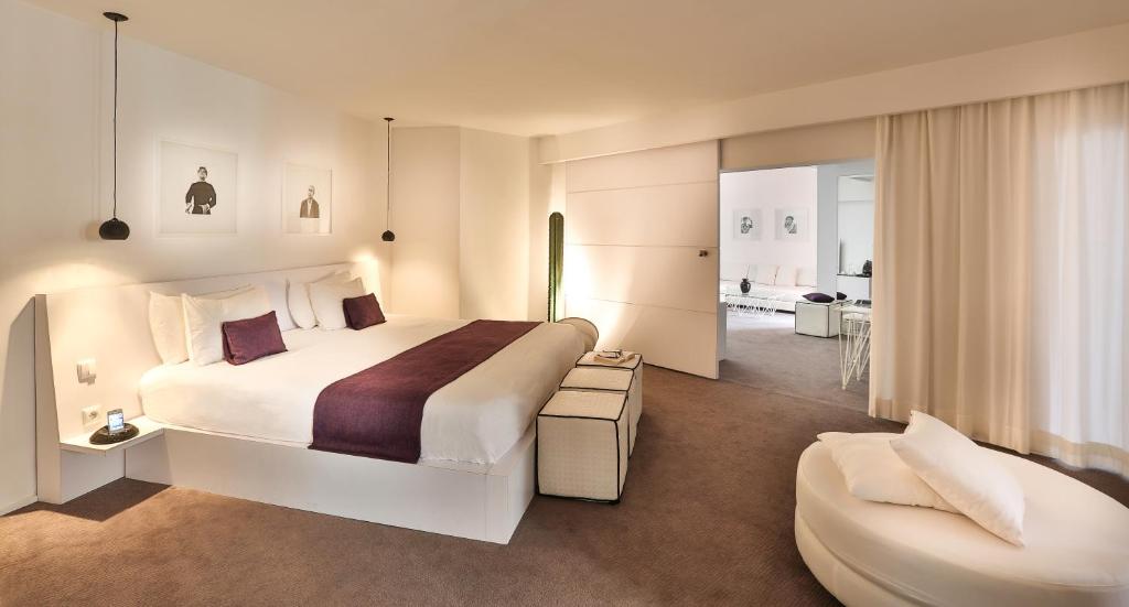 Postel nebo postele na pokoji v ubytování Bab Hotel